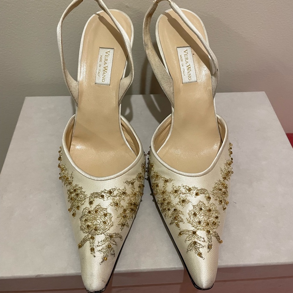 Vera Wang Satin Shoes with hand embroidery